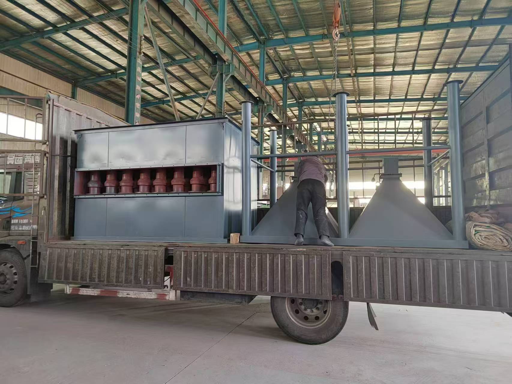 <b>生物质锅炉配套陶瓷多管旋风除尘器的好处</b>